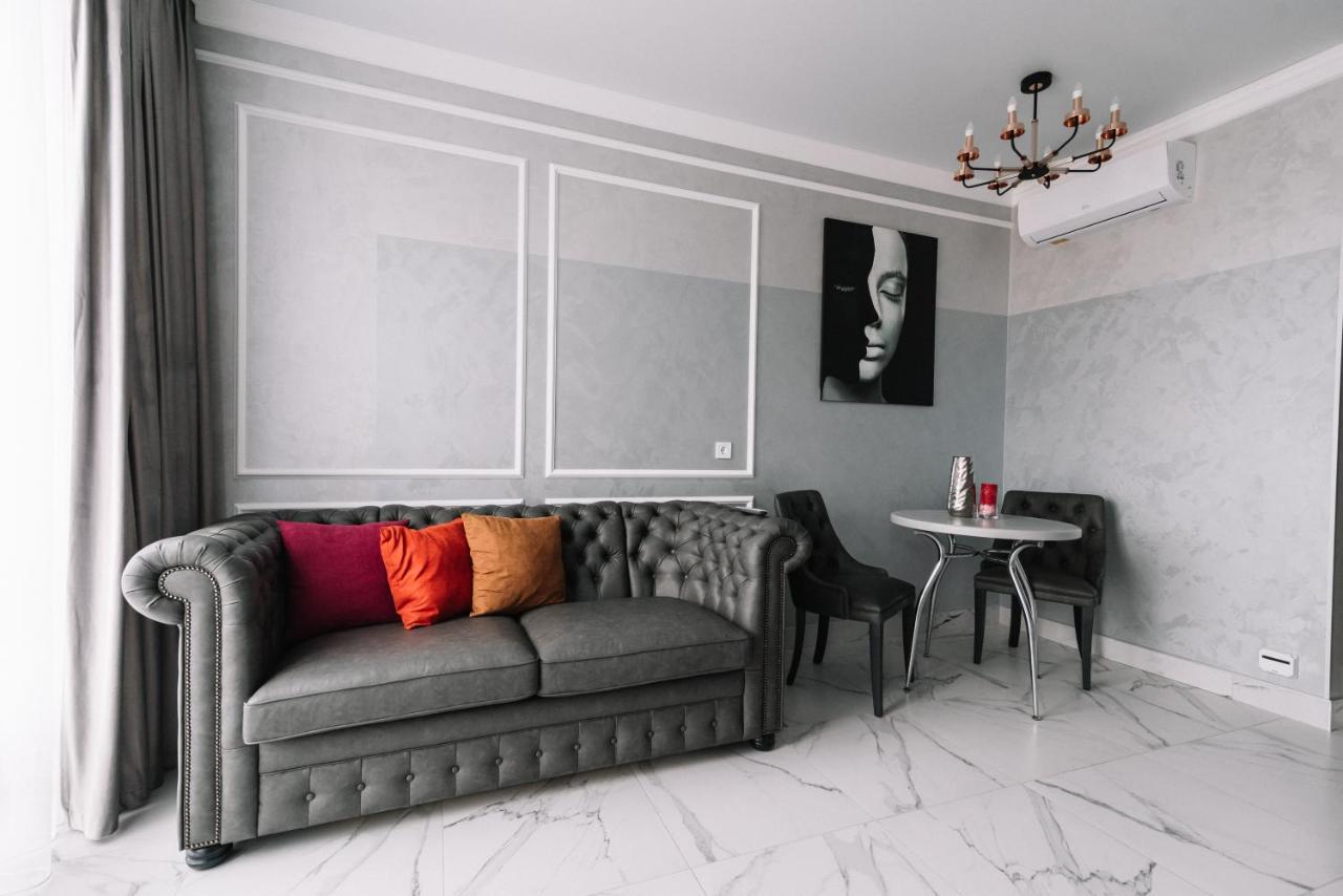 Royal Tower Vip Smart Apartments 2 Kiev Exteriör bild
