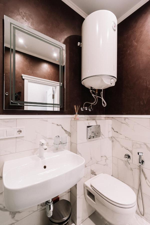 Royal Tower Vip Smart Apartments 2 Kiev Exteriör bild